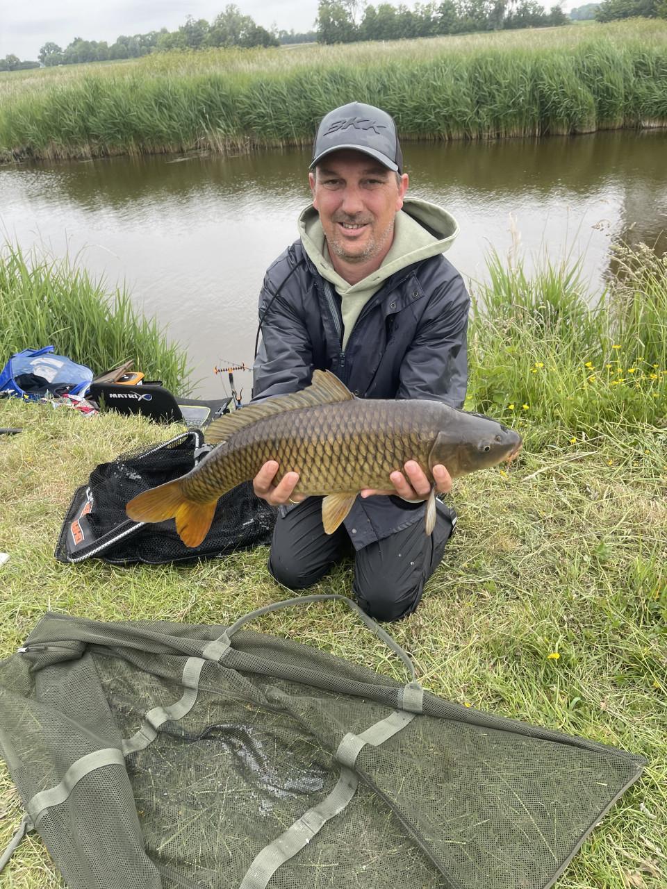 Koop je visvergunning bij Karpervisserij Koudekerke € 17,50 jaarvergunning