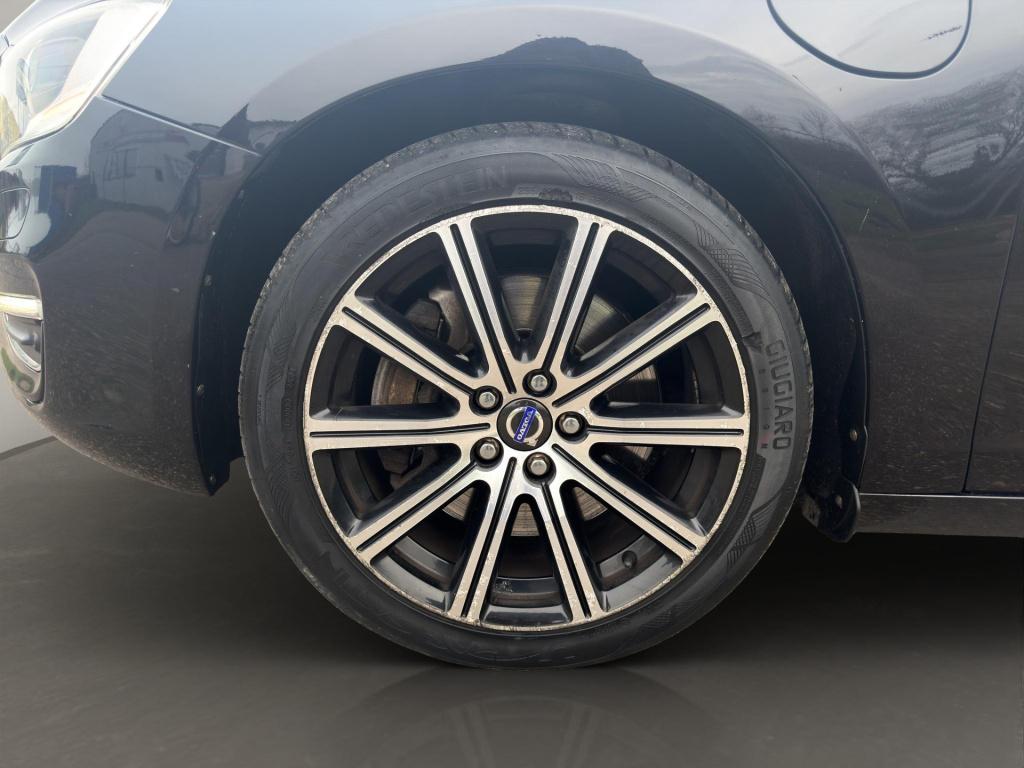 Volvo V60 2.4 d6 awd plug-in hybrid summum leer dakraam