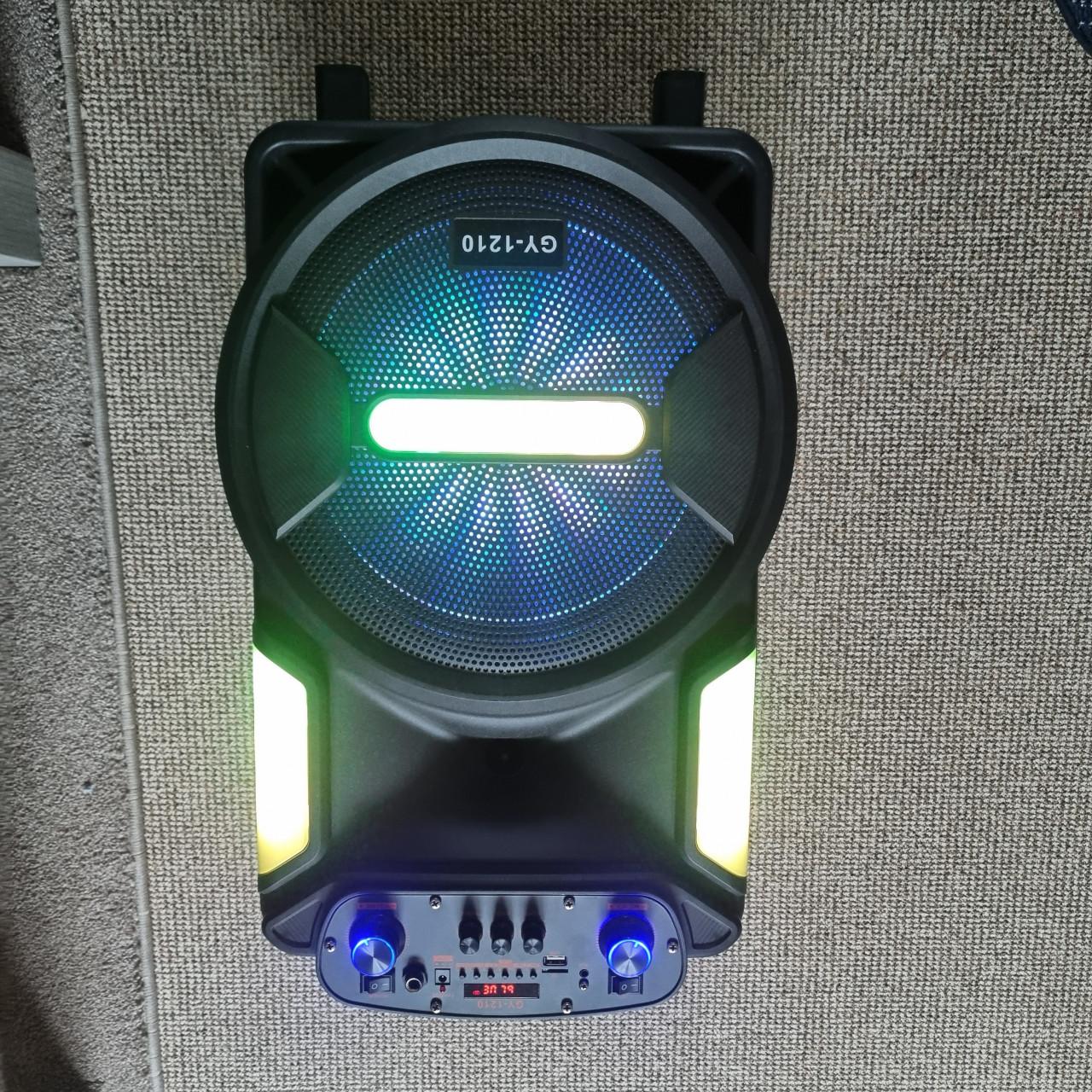 Speaker trolley model