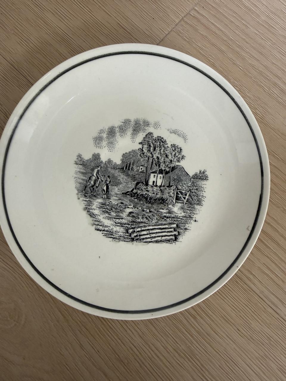 Delen van vintage servies