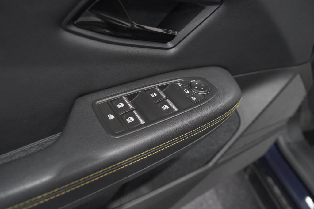 Renault Megane E-tech ev40 boost charge techno | pack winter | camera | app