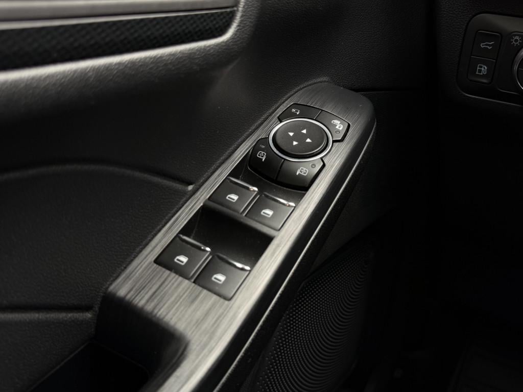 Ford Kuga 2.5 phev st-line | carplay | stoel/ stuur verwarming | dab | crui