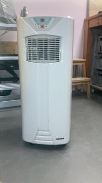 Mobiele airco met afvoerslang