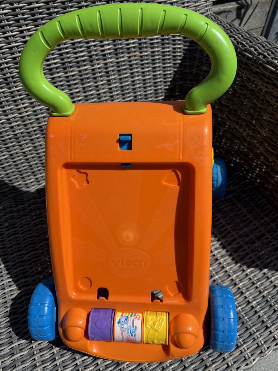 V Tech 2 in 1 Baby Walker. Perfecte staat. Educatief speelgoed.