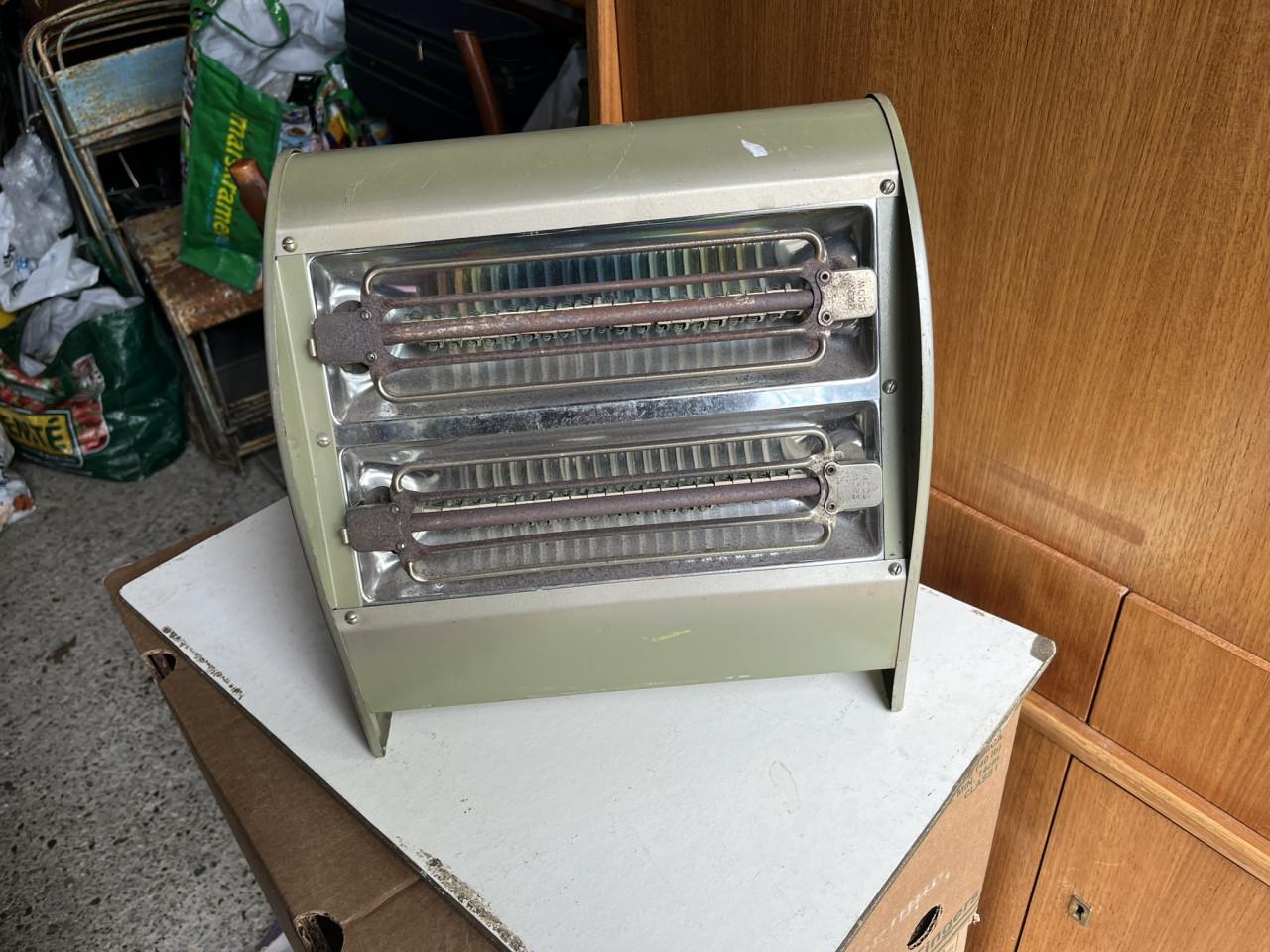2 Straalkacheltjes, elektrisch