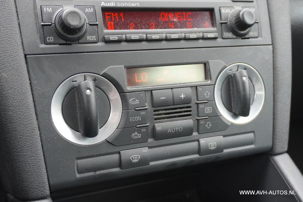 Audi A3 1.6 attraction