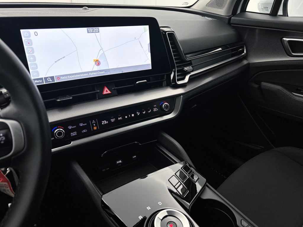 Kia Sportage 1.6 t-gdi plug-in hybrid awd dynamicline | sidebars | lichtmet