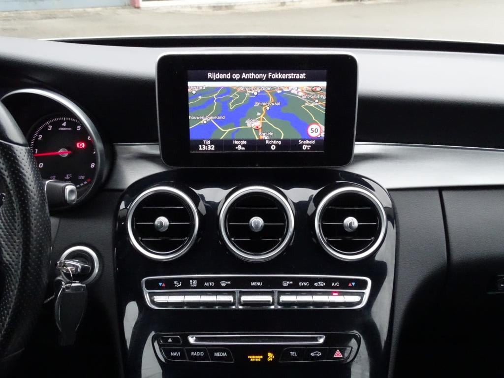 Mercedes-Benz C-Klasse 180 lease edition | led | camera | stoelverwarming
