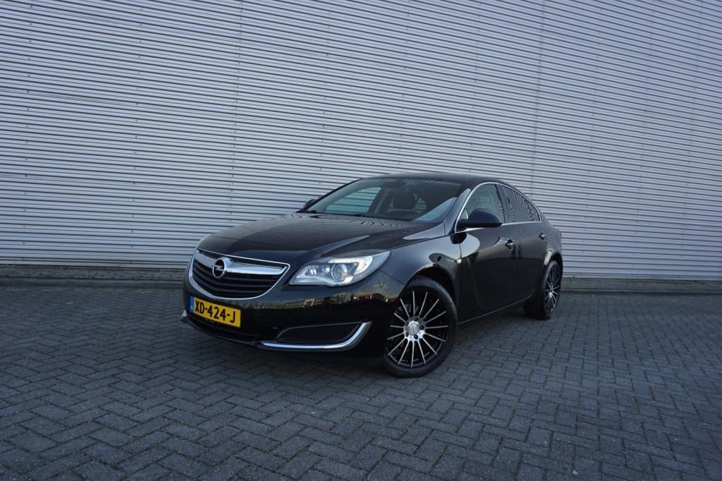 Opel Insignia 1.6 cdti innovation automaat - airco / navi / cruise / elektr