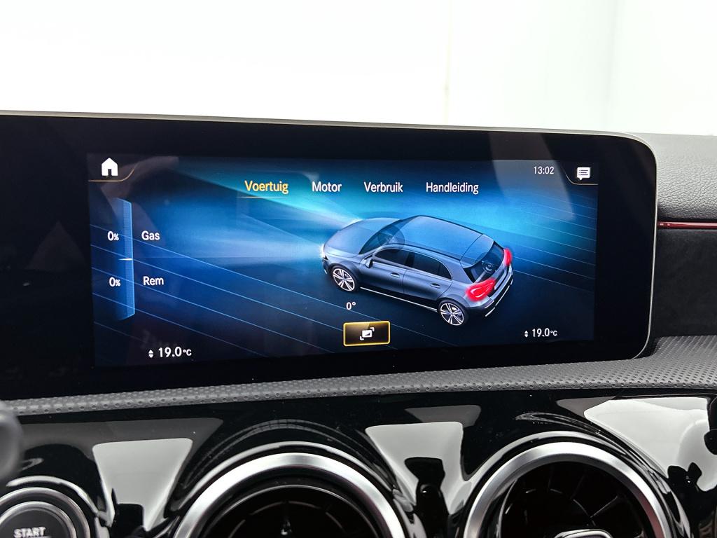 Mercedes-Benz A-Klasse 180 business solution amg | amg line | stoelverwarmi