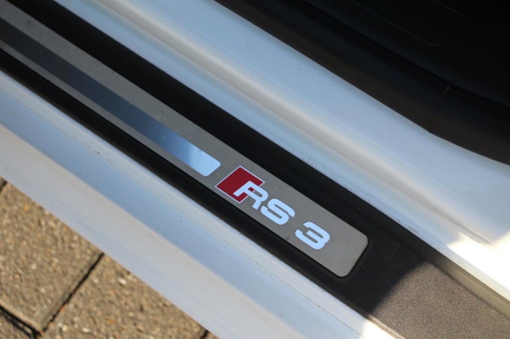 Audi Rs3 sportback 2.5tfsi quattro pro line s-tronic - actieprijs: €24.535,