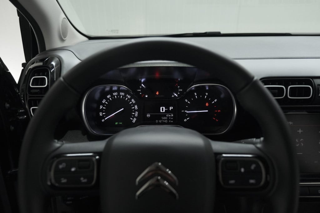 Citroen C3 Aircross puretech 130 eat6 max | parkeersensoren | stoelverwarmi