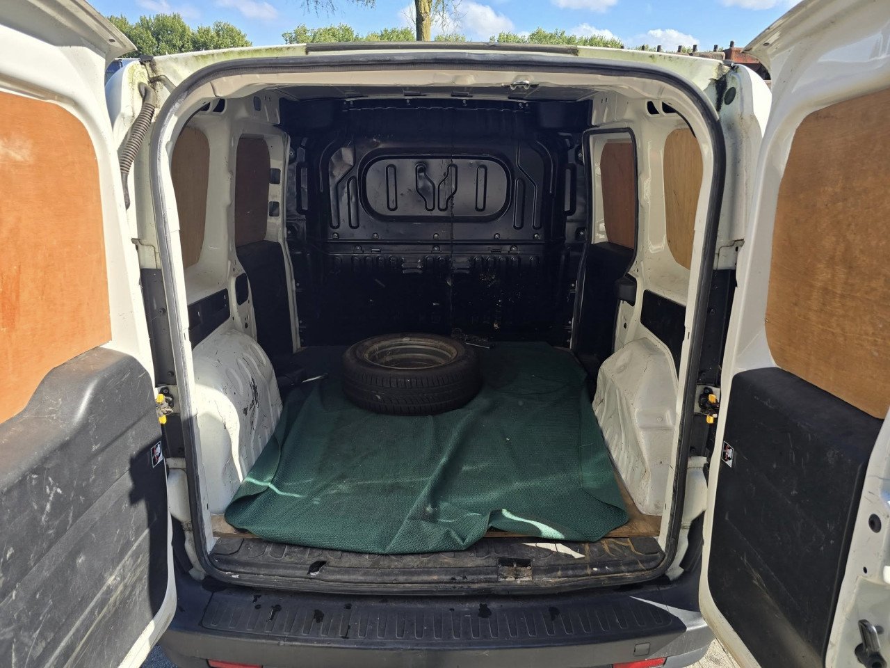 Opel Combo 1.3 CDTI EcoFlex – 2013 – 145.600 km