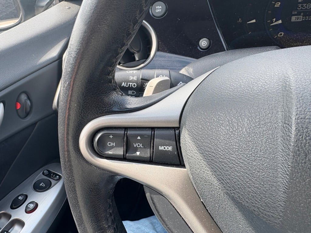 Honda Civic 1.8 executive