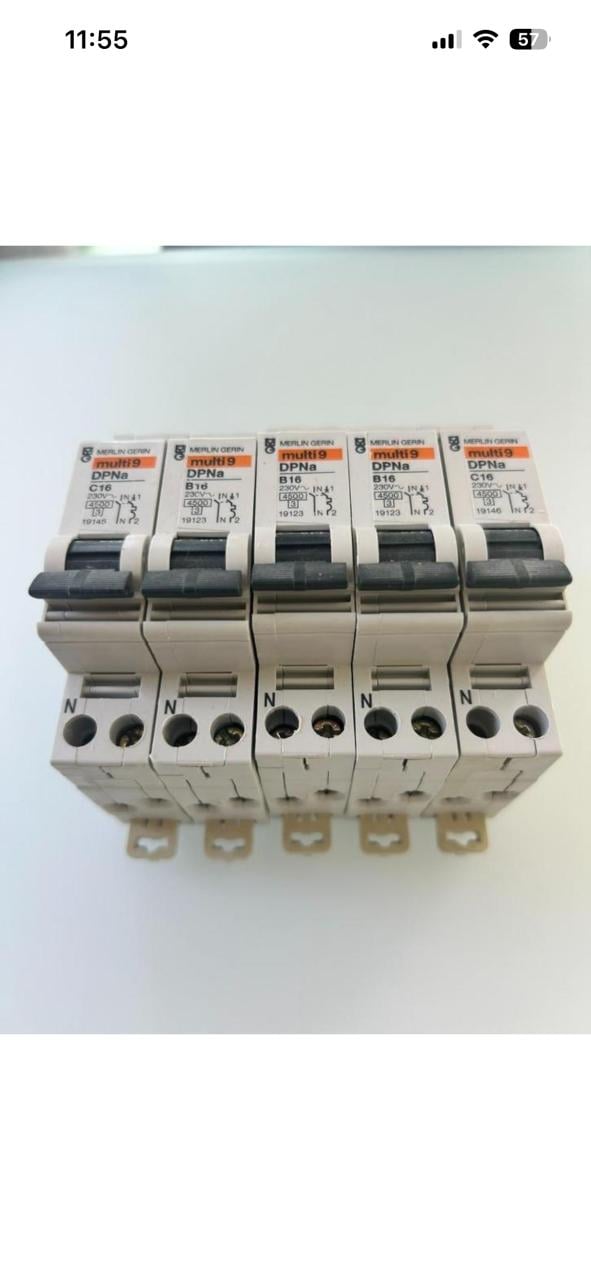 Installatieautomaten B16/C16/C25 (Hager,Merlin Gerin & EMAT)