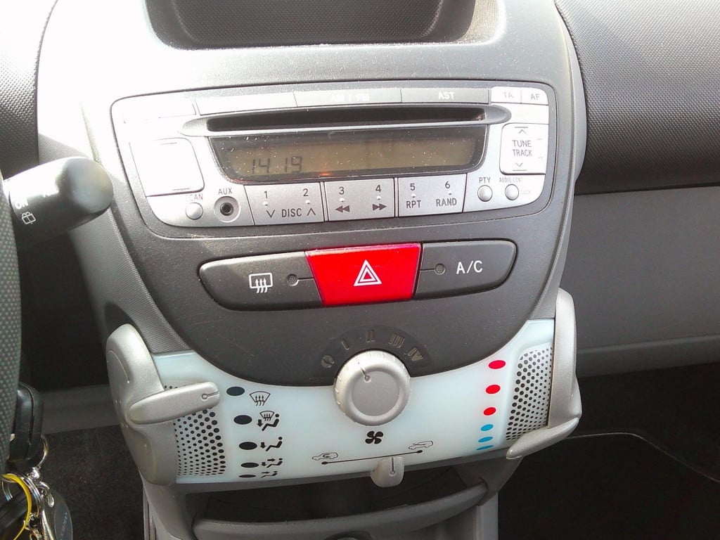 Peugeot 107 1.0-12v sublime