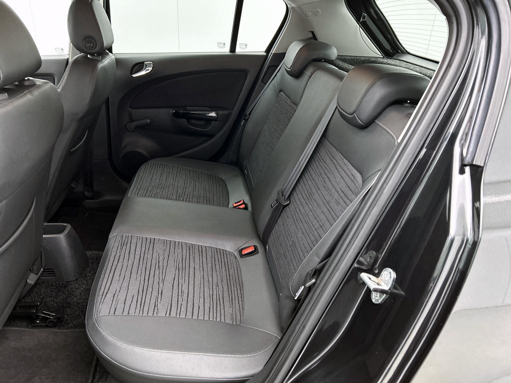 Opel Corsa 1.2-16v business+ | trekhaak | nieuwe apk |