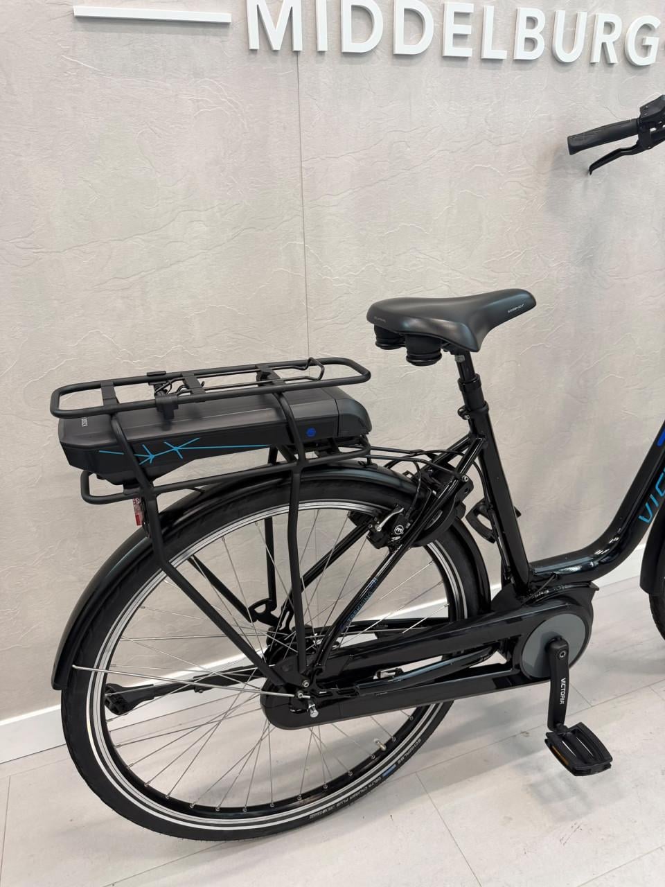 Victoria E-Trekking 5.7 Bosch Active Line 51CM 2476KM 400Wh