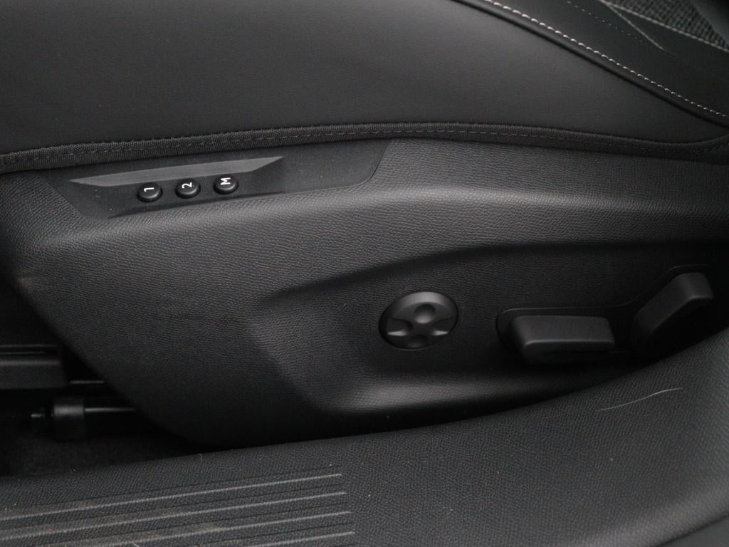 Ds Ds 4 plug-in hybrid 225pk | pallas | pack comfort | pack tech | 2 + 6jaa