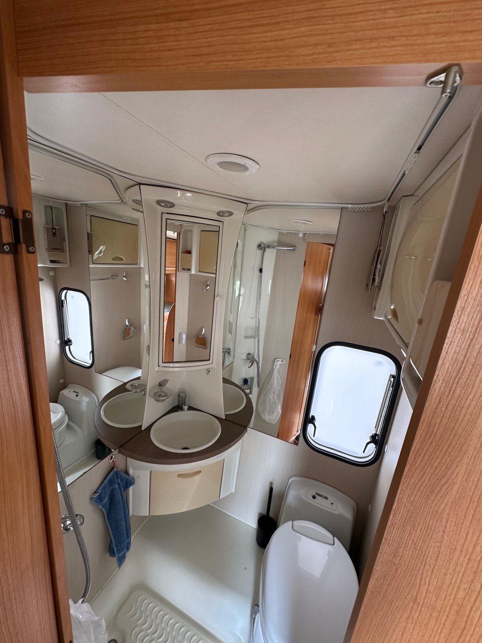 Camper