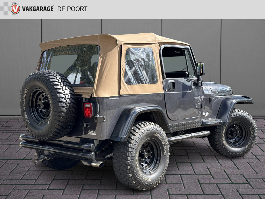 Jeep Wrangler 4.0i sport | gerestaureerd | bullbar | sidebars | trekhaak