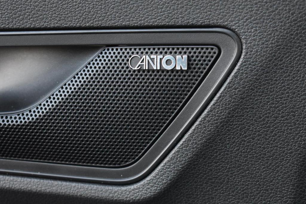 Skoda Karoq 1.5 tsi act sportline mj21 | trekhaak | pano | apple carplay | 