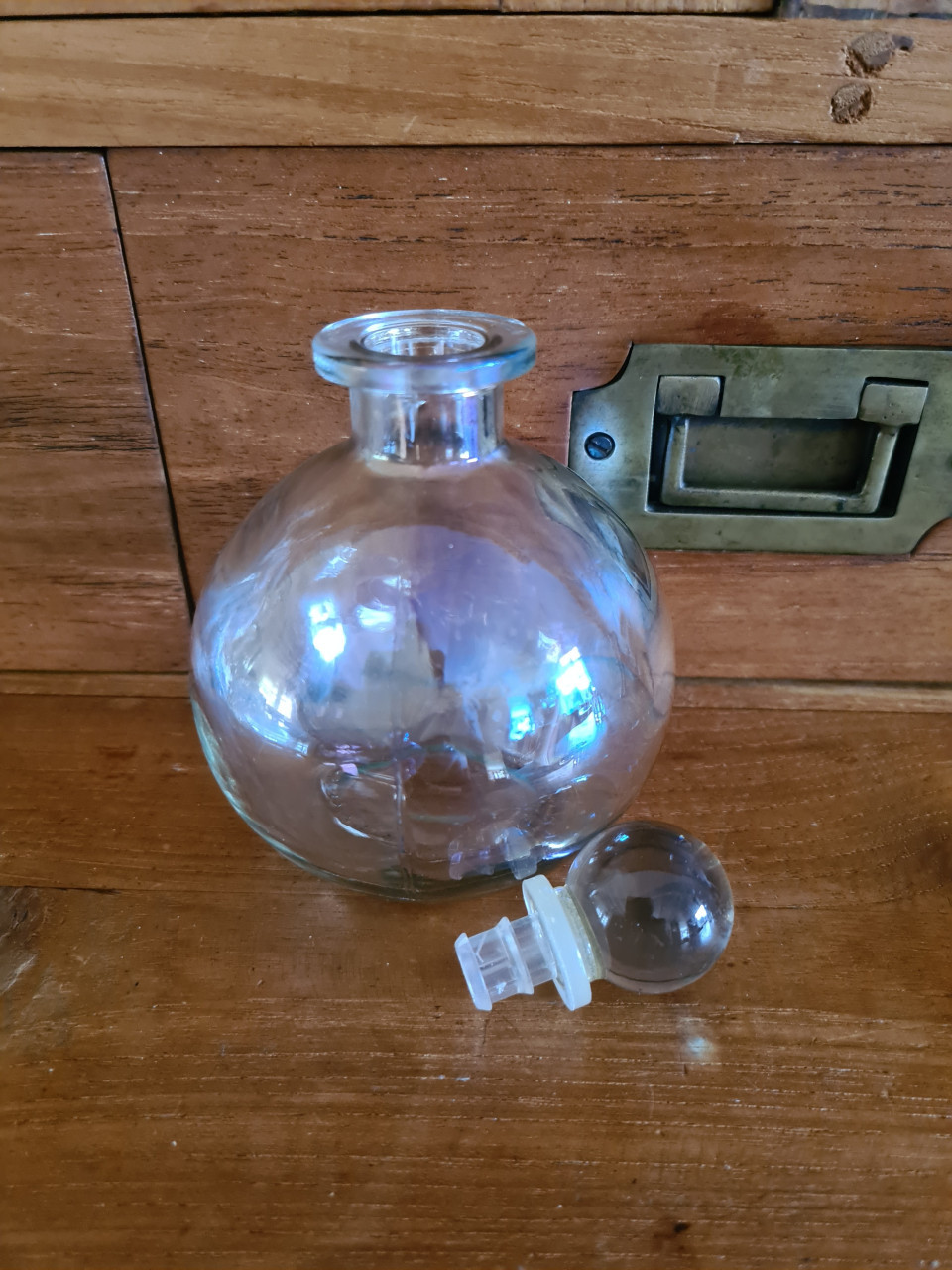 Apart vintage karafje met glazen stopper Afmetingen zie foto's