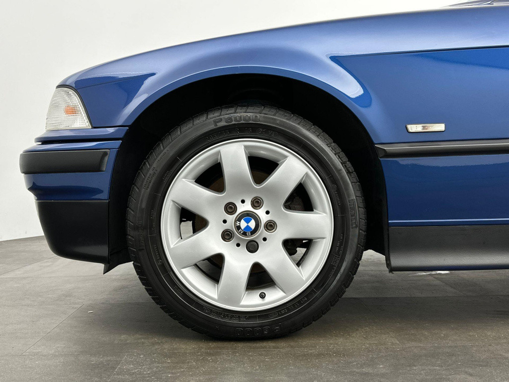 BMW 3-serie cabrio 318i executive