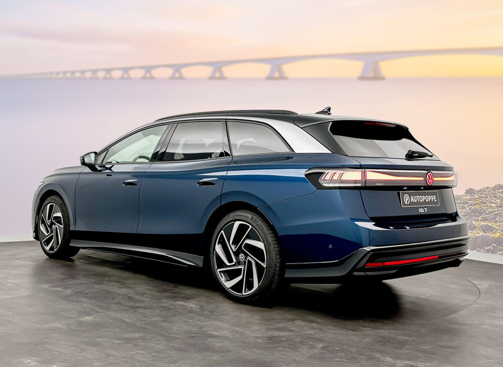 Volkswagen Id.7 tourer pro business 77 kwh accu. 210 kw / 286 pk variant