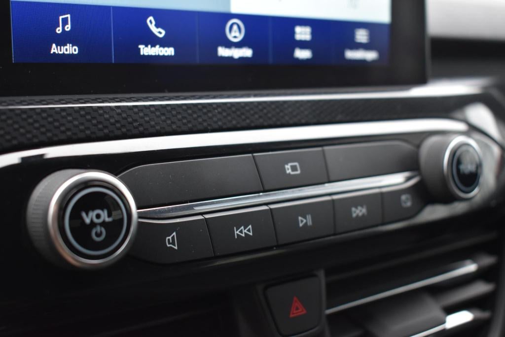 Ford Kuga 2.5 phev st-line | elektrisch wegklapbare trekhaak | climate cont