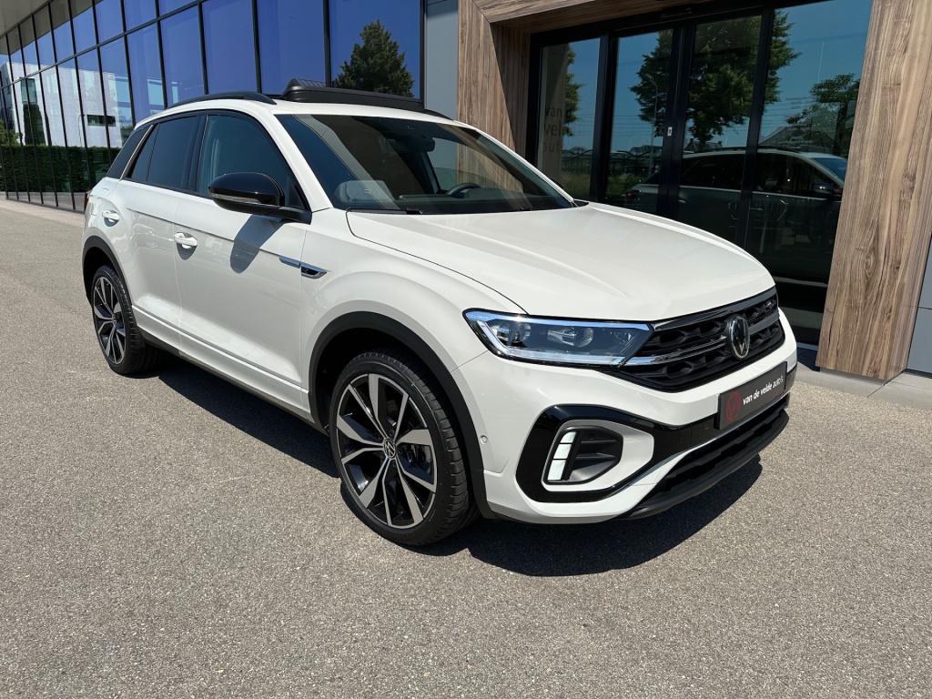 Volkswagen T-roc 1.5 tsi 150pk dsg r-line | black style | panoramadak | cam