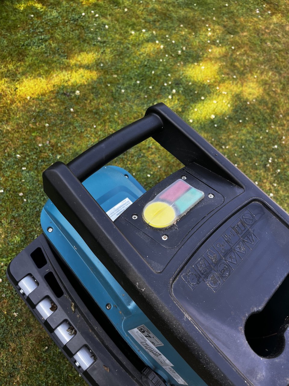 Makita Hakselaar. Mooi en goed. UD2500