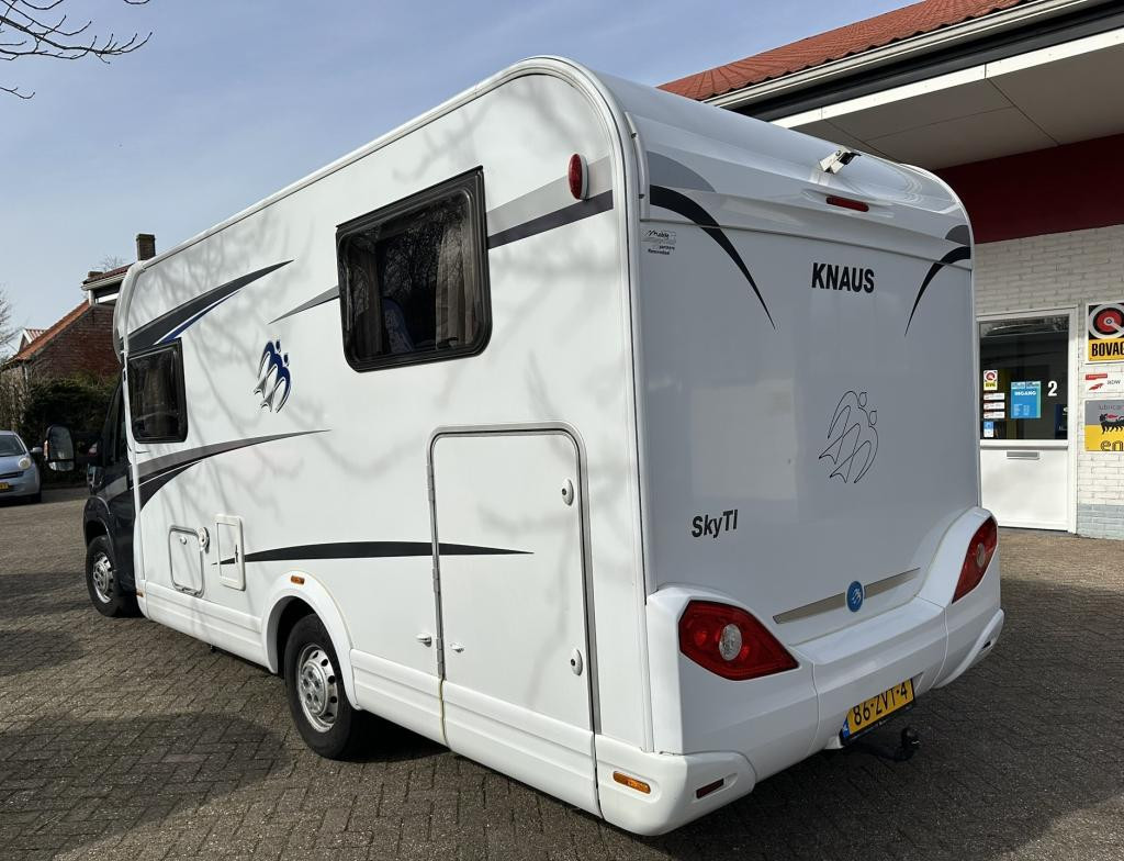 Knaus Onbekend r16 jaar apk, beurt, 3 maanden garantie, carplay set