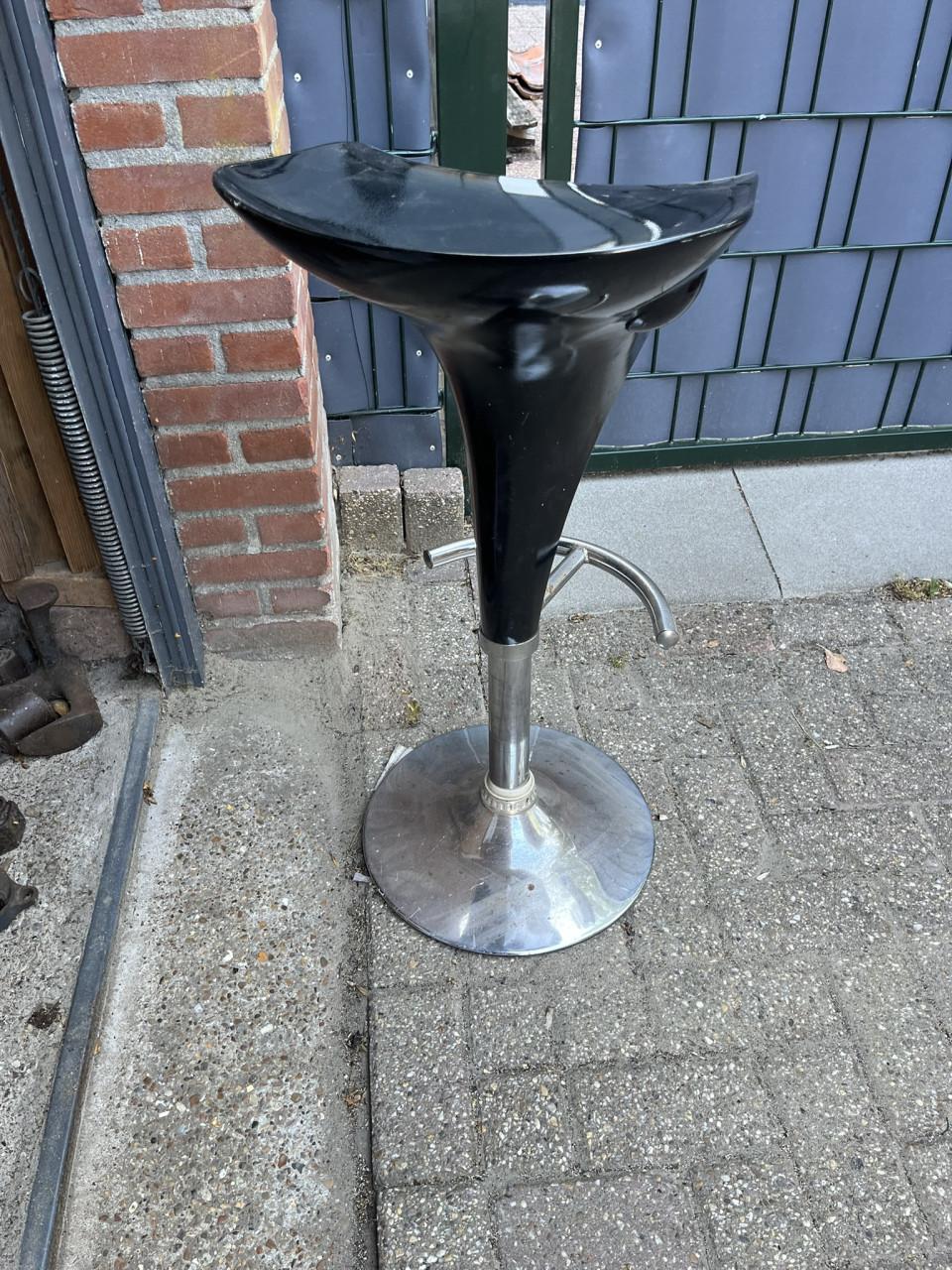 Barkruk zwart kunststof