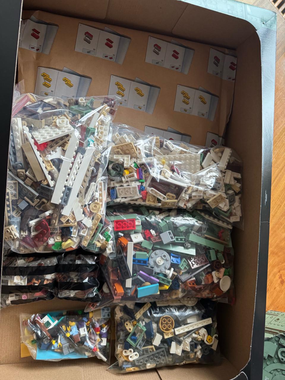 Lego shopping street