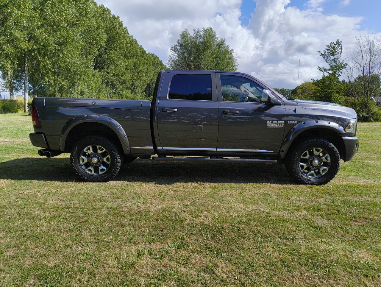 Dodge RAM 2500 6.4L V8 Limited Tungsten