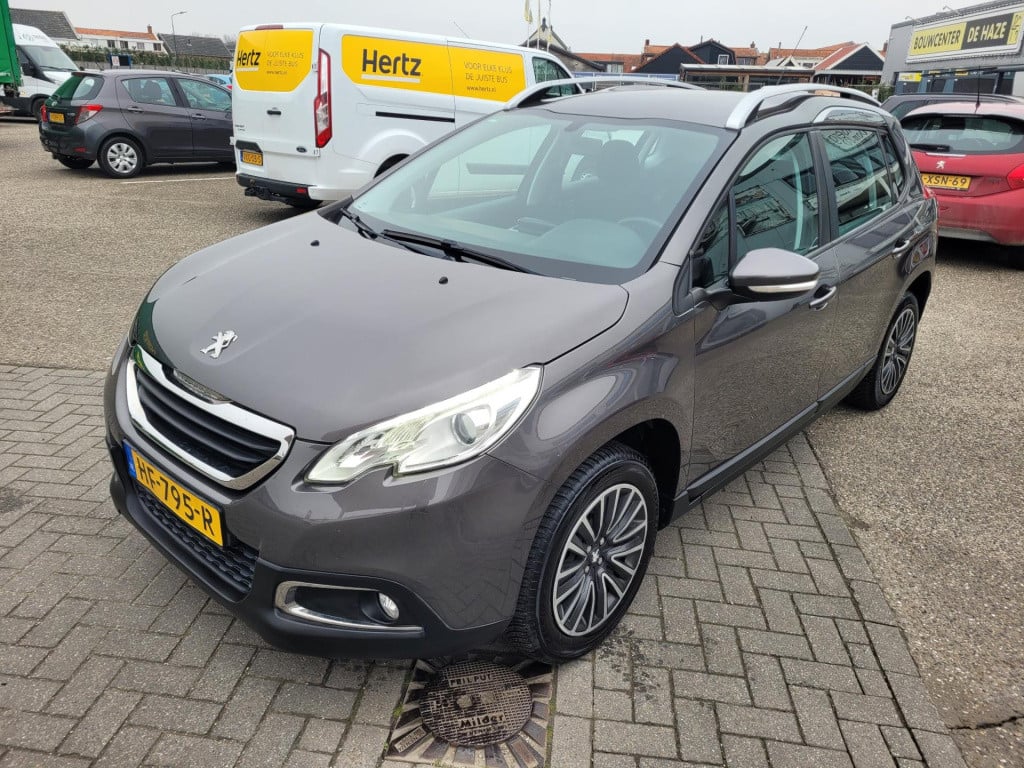 Peugeot 2008 1.2 puretech urban cross