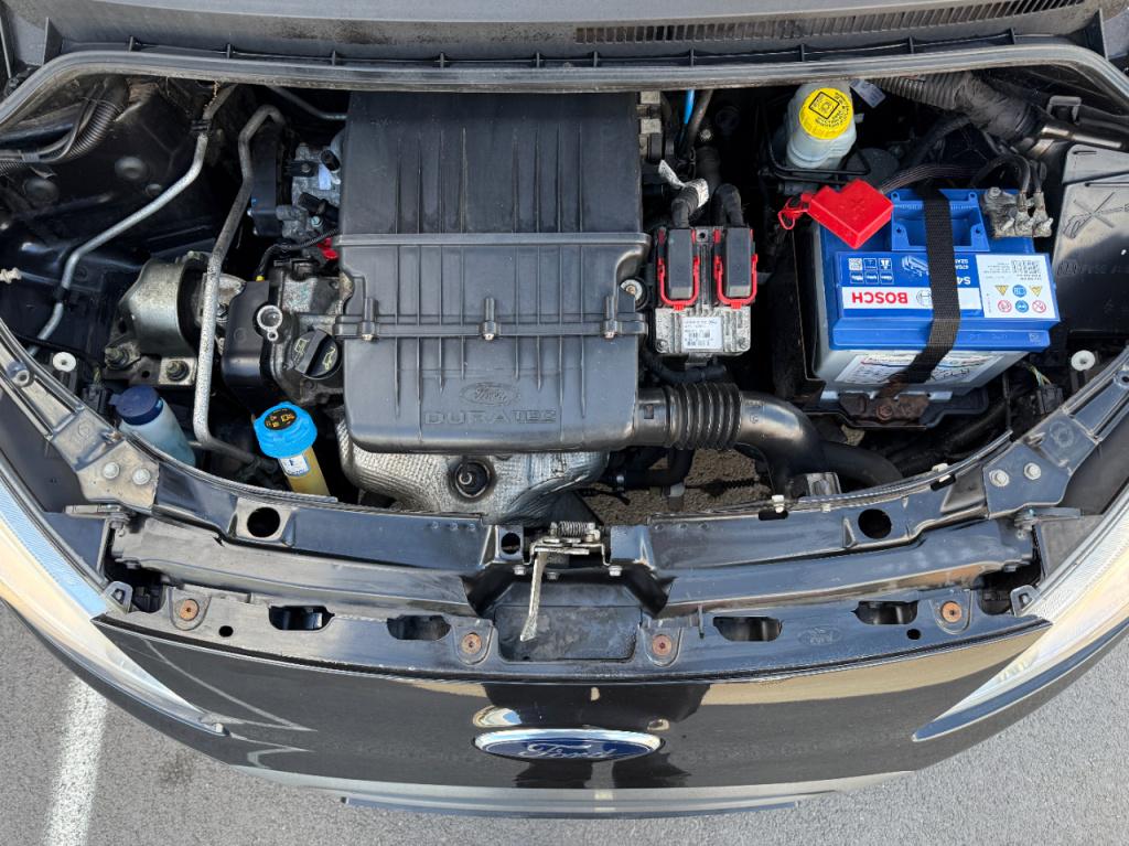 Ford KA 1.2 titanium - airco - nieuwe distributie