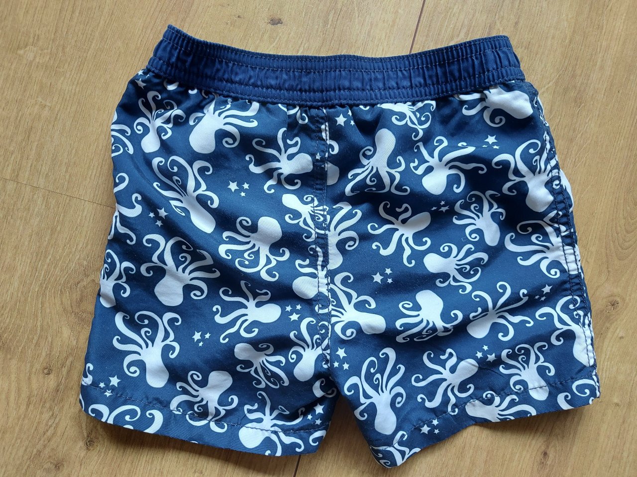 Leuke donkerblauwe zwembroek (maat 86 – 92 | z.g.a.n.) €2,-