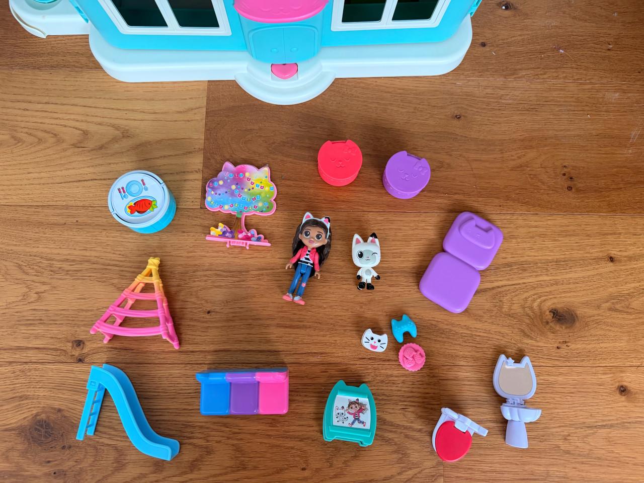 Gabby’s dollhouse / poppenhuis