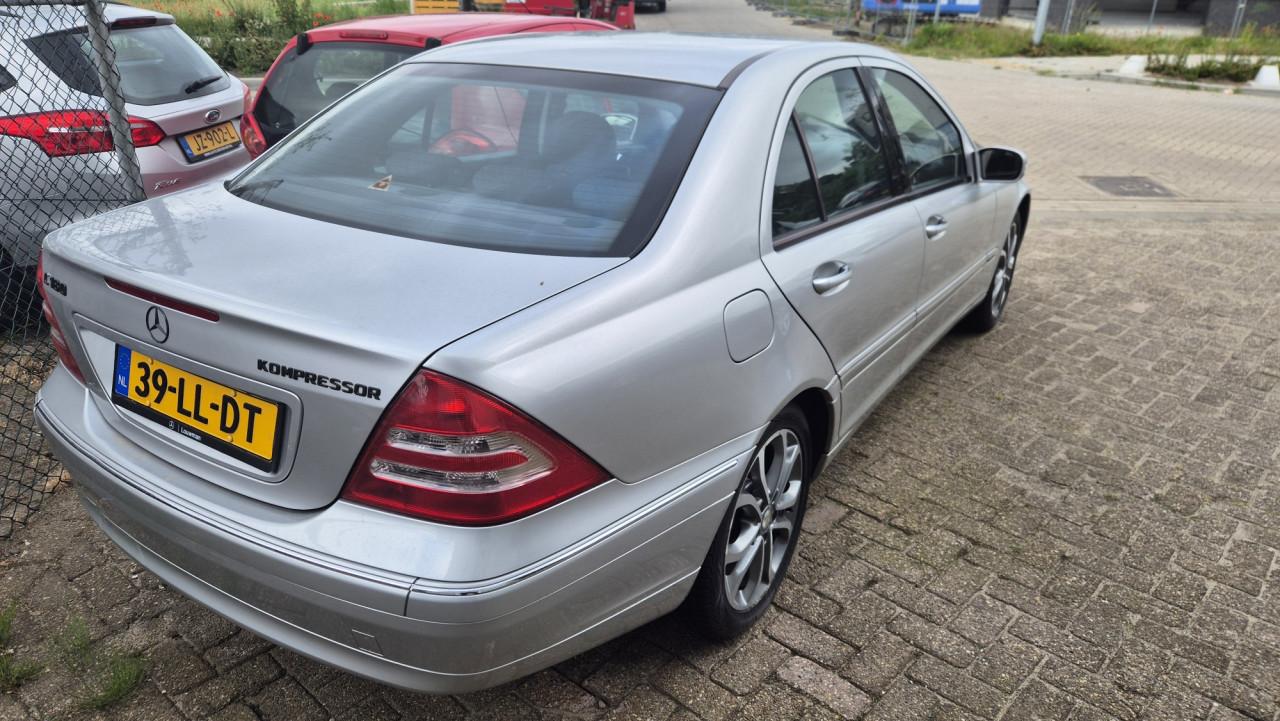 Mercedes C180 Kompressor BJ 2003 211.000Km