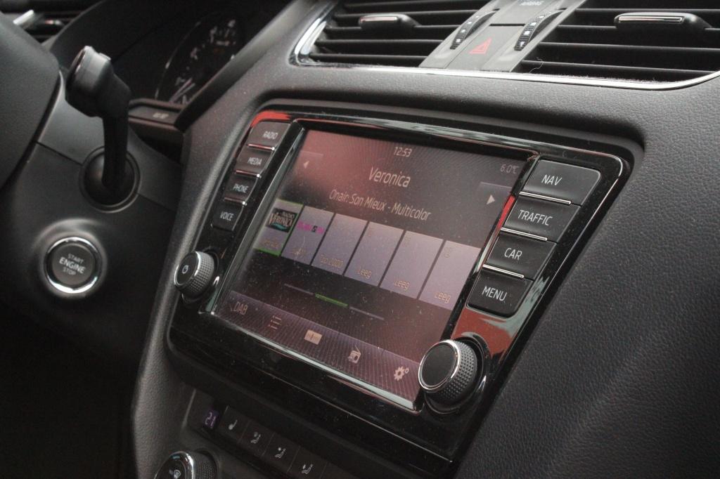 Skoda Octavia combi elegance business 1.4 tsi grt eleg bns