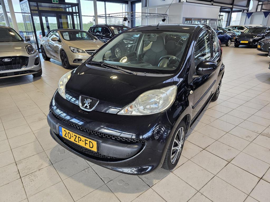 Peugeot 107 1.0-12v xs
