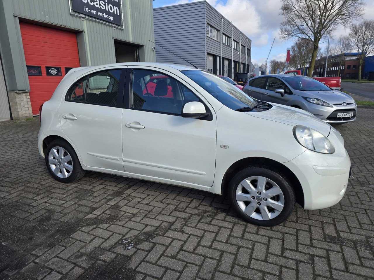 Nissan micra 1.2 Acenta  Bouwjaar 2012