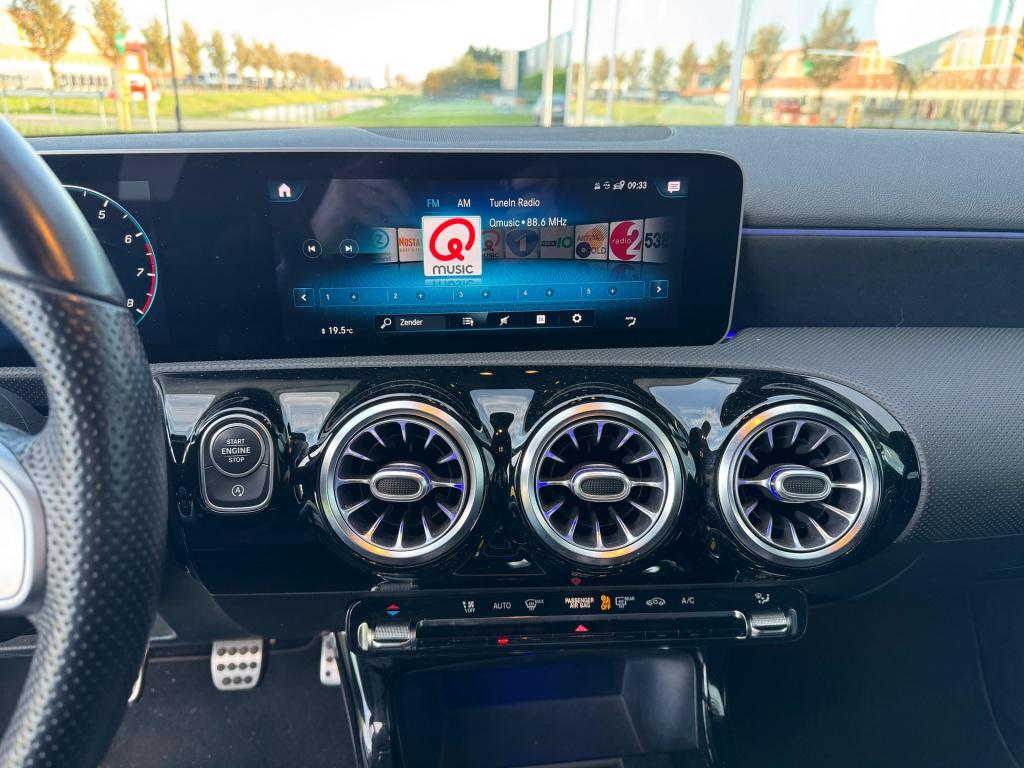 Mercedes-Benz A-Klasse 180 business solution amg night-pakket , sfeer verli