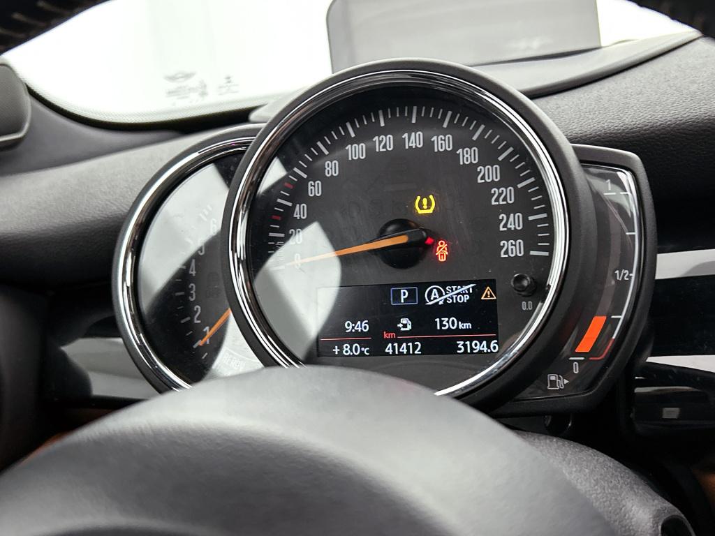 Mini Cooper mini 2.0 hammersmith | harman/kardon audio | schuidak | sfeerve