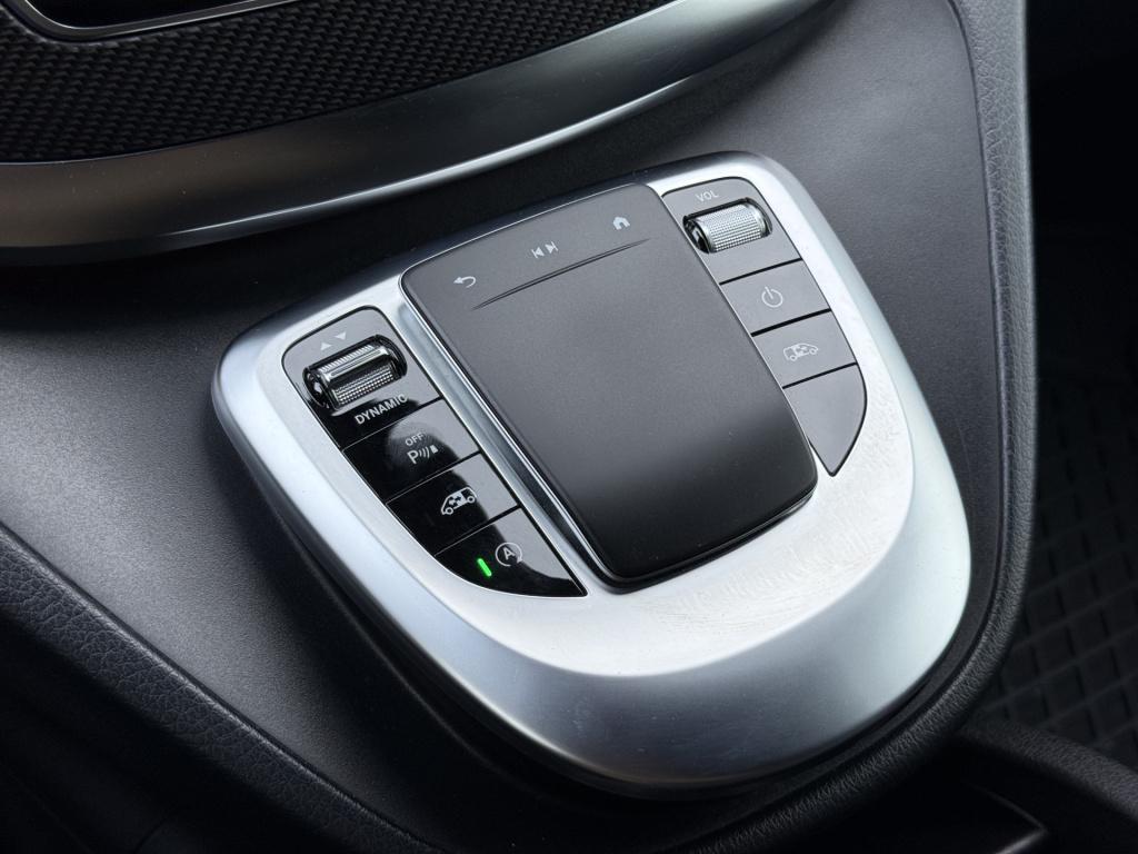 Mercedes-Benz V-Klasse 220d lang dc avantgarde edition amg | facelift | tre