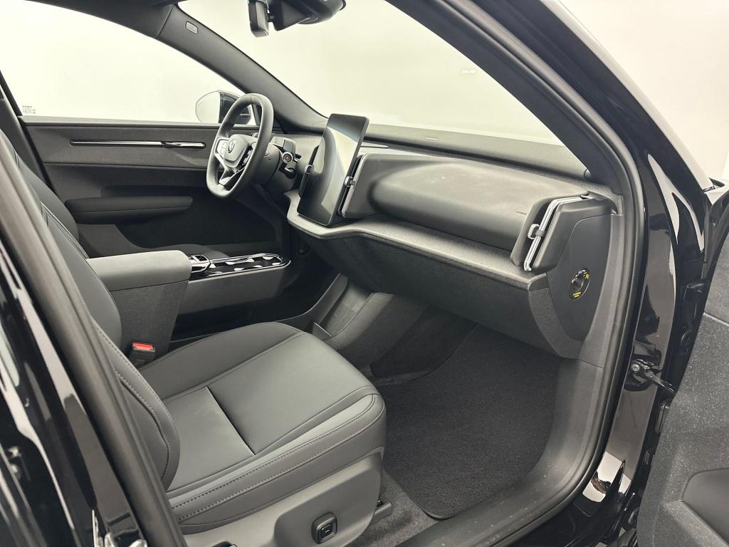 Volvo Ex30 p5 long range plus europa