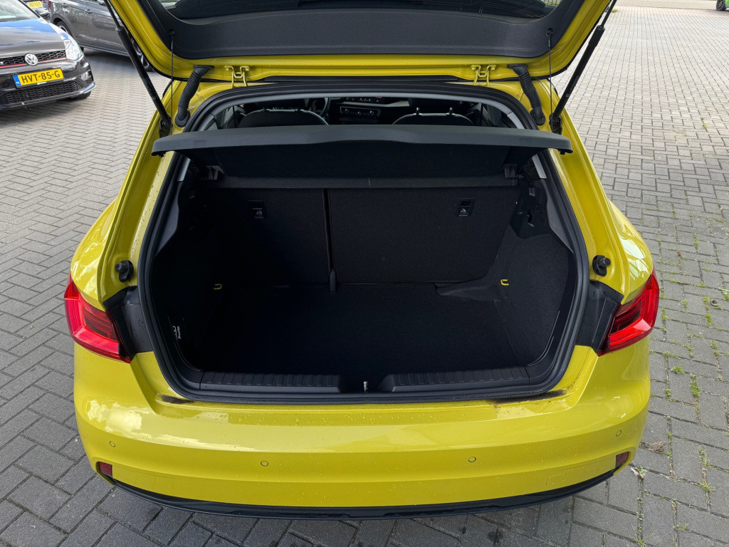 Audi A1 Sportback 25 tfsi edition s- line * carplay * led * automaat