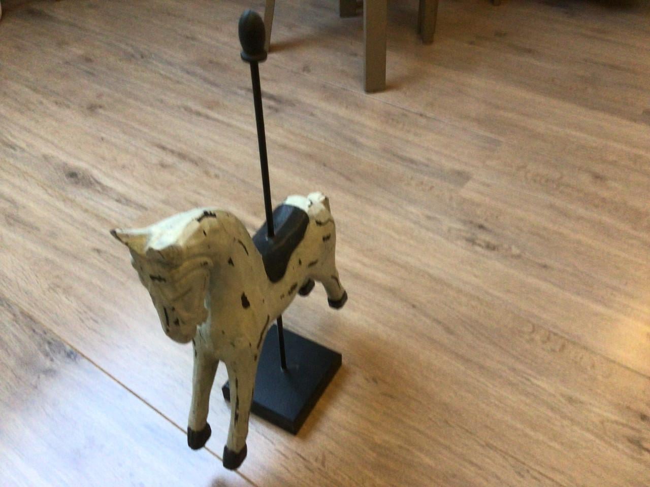 Houten paardje